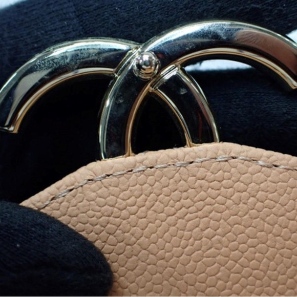 Chanel Cavier Grained Quilted Small Cuba Top Handle - Picture 5 of 16